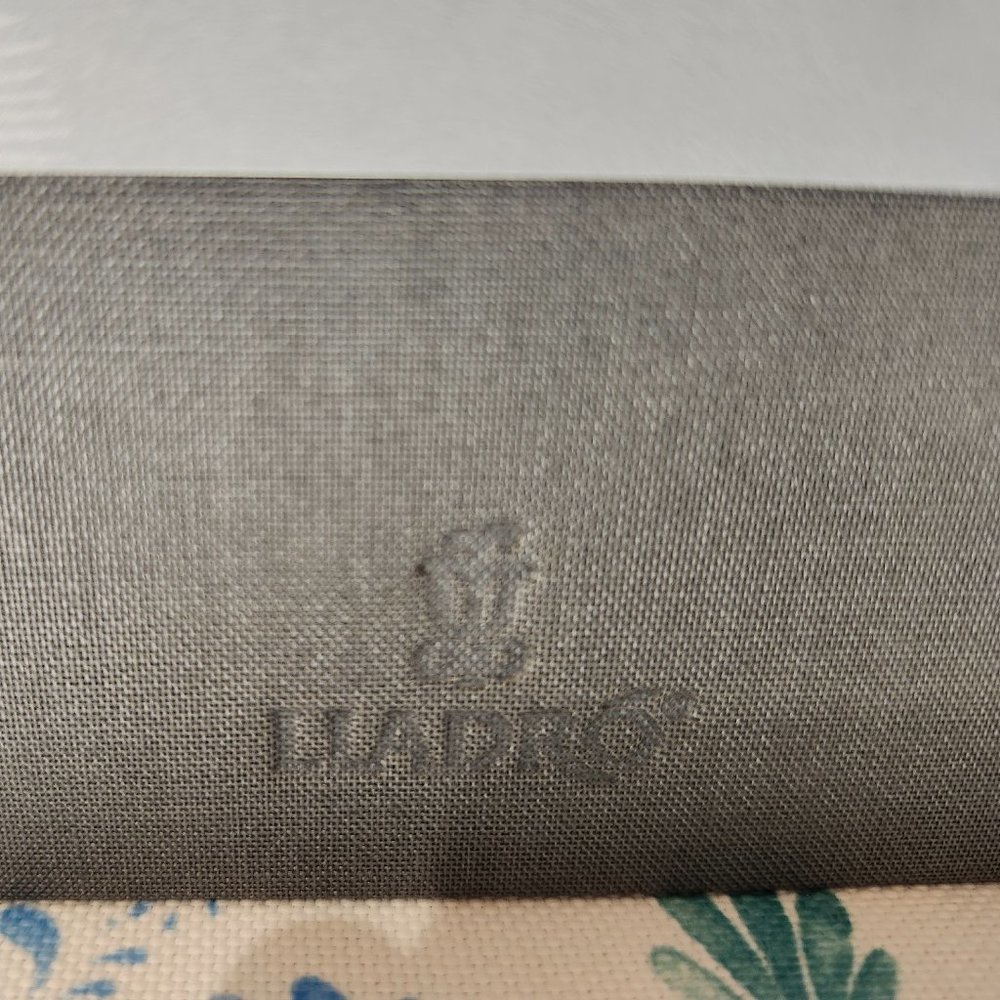NIB - LLADRO Season's Notebook - Picture 2 of 2